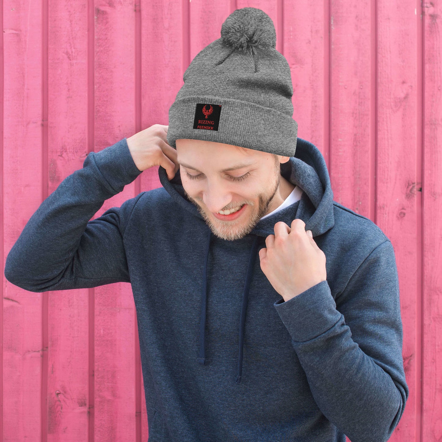 RIZING FEENIXX™ POM-POM BEANIE