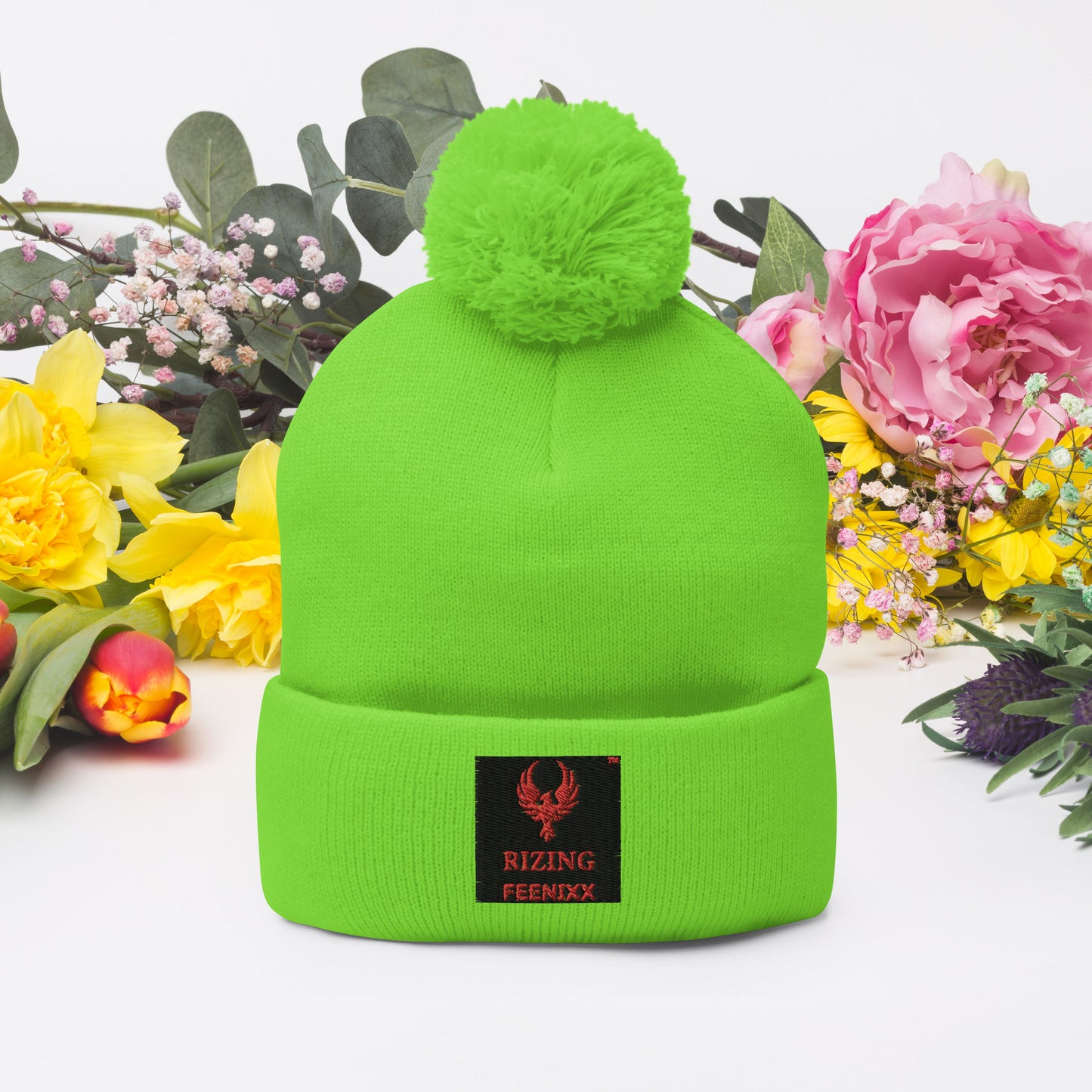 RIZING FEENIXX™ POM-POM BEANIE
